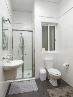 Modern 2 Bedroom Apartment (Msida) - Msida - 8