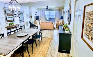 Barefoot Bliss - beachfront condo - sleeps 12 - Panama City Beach - 3