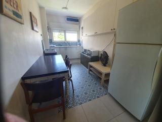 3 Stairs Only to Cozy Flat on Hillel st - Haifa - 1