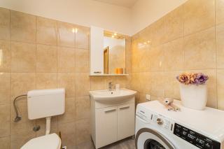 Guest House Pelja - Plano - 1