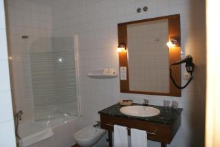 Gran Hotel Balneario - Baños de Montemayor - 3