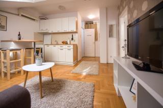 Stella Modern Apartment - Novi Sad - 6