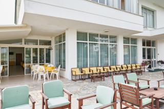 Hotel Caesar Bed and Breakfast - Milano Marittima - 4