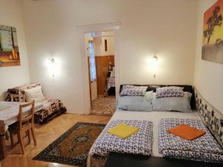 Garibaldi 5 Apartments & Rooms - Budapest - 7