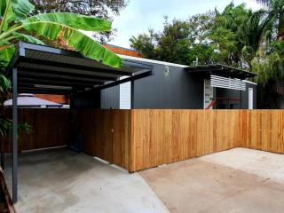 Cosy 2 bedroom home - Townsville - 9