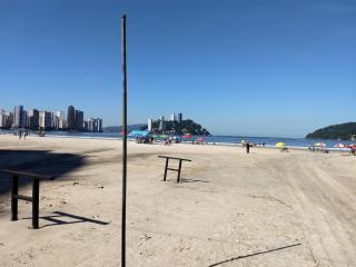 Apto pé na areia - São Vicente - 1