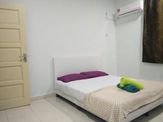 Zulfa Homestay - Musleem sahaja - 1