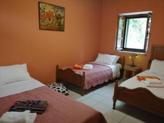 Rodomelo House - 3 Bedrooms - Leonidio - 3