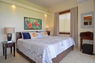 Beach Walkout Condo 112 3BR2BA Sleeps 8 - 2