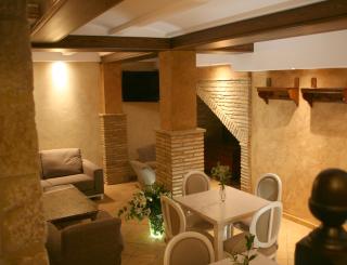 Hotel Castillo de Alquézar - 2