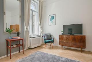 City Park Rest Apartment with Air Condition - 7