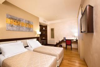 Breaking Business Hotel - Mosciano SantʼAngelo - 6
