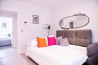 Quiet Central West End Apartments by Indigo Flats - 3