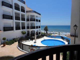 Seaview Puerta del Mar first line beach - 9