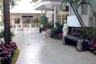 Highgates Hotel - 0