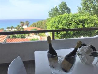 Cala Petrosa Resort - 1