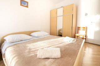 Apartments by the sea Vis - 8525 - Vis - 2