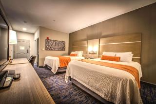 Best Western Plus Media Center Inn & Suites - 1