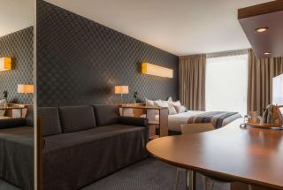 Best Western Plus Paris Saclay - 1