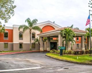 Quality Suites Fort Myers Airport I-75 - Fort Myers - 8