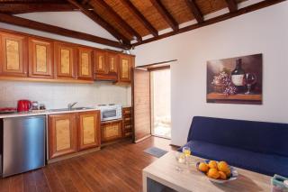 Ypatia Cozy Castle Suite Apartment with Loft - Monemvasia - 2