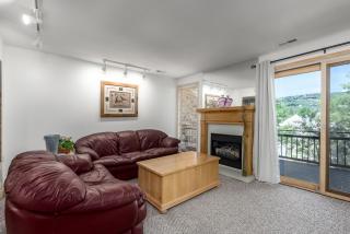 Woodside Place - 9