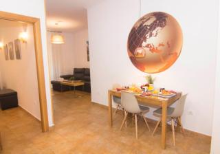 Living Valencia Apartments - Merced - 1
