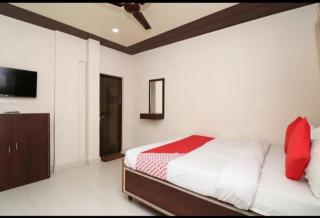 Hotel R D Palace - Varanasi - 1