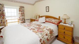 Dinas Cottage - Penrhyndeudreath - 2