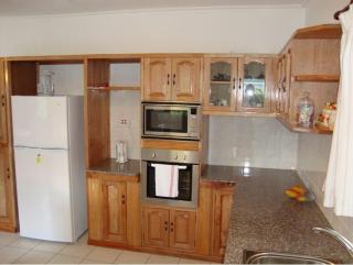 Rowsvilla Guest House - 2