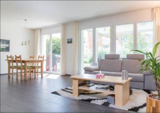 Privatzimmer 300m zur S-Bahn Jona - 1