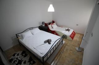 Gregor Apartments - 2