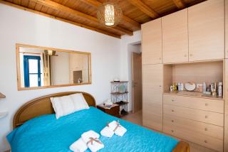 Mykonos Pro-care Suites - Ano Mera - 3