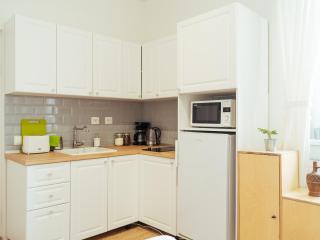 Parkview studio with breathtaking view - Bucharest - 2