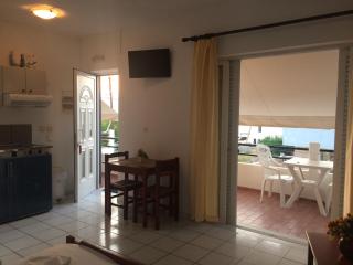 Ouranos Studios - Kalamaki - 5