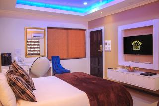 New Fairmount Hotel and Casino - 8