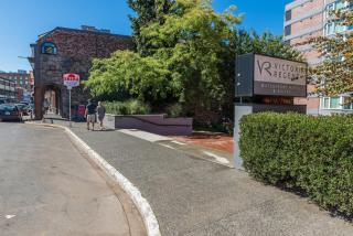 Victoria Regent Waterfront Hotel & Suites - 2