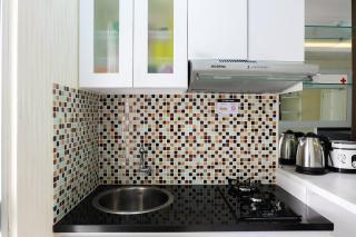 Best Deal Bassura Studio Apartment By Travelio - 6