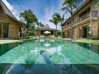 Villa Alea by Villa Finder - Kerobokan - 0