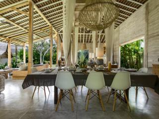 Villa Alea by Villa Finder - Kerobokan - 6