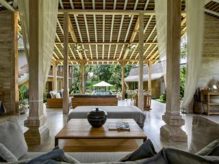 Villa Alea by Villa Finder - Kerobokan - 5