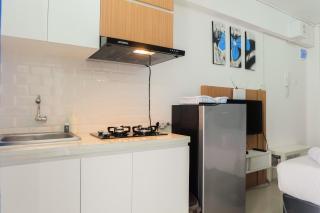 Comfy Studio Bassura City Apartment By Travelio - 6