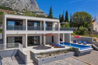 Holiday home E - Bast - 1