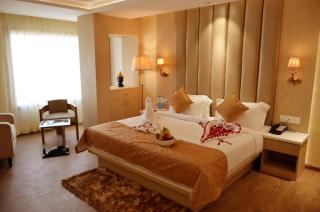 Hotel Radiance - Bareilly - 1