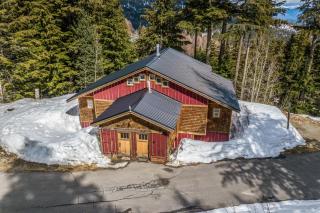 3 Bed 3 Bath Vacation home in Schweitzer Mountain - Sandpoint - 2