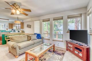 Towering Pines Cabin & Game Room - 3