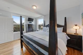 3 Bed 2 Bath Vacation home in Newport - 8