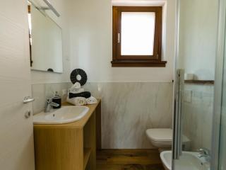 Discesa a Lago with terrace and garden on lake Iseo - Riva di Solto - 4
