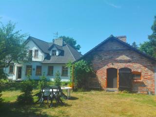 Dworek Świdwie, Górny Apartament & Harcówka - Tanowo - 5