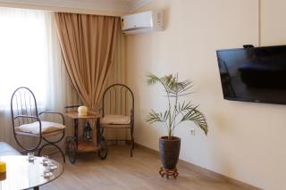 Loft Home in City Center - Yerevan - 4